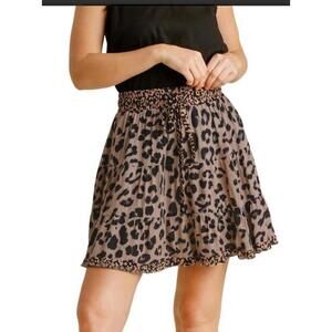 Umgee 100% Rayon Leopard Print Tier Flouncy Mini Short Skirt Size Small.